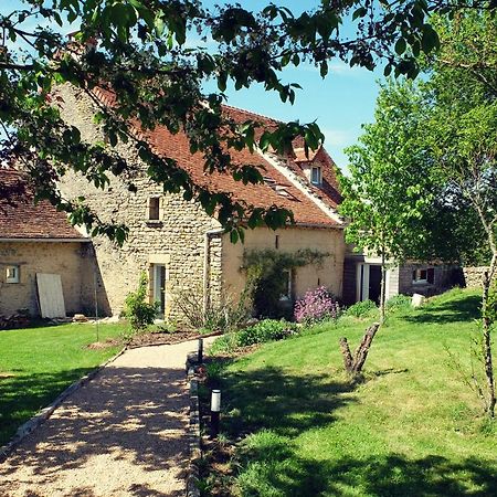 Bed and Breakfast Le The Au Jardin Saint-Julien-de-Civry Exteriér fotografie