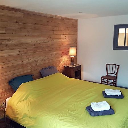 Bed and Breakfast Le The Au Jardin Saint-Julien-de-Civry Exteriér fotografie
