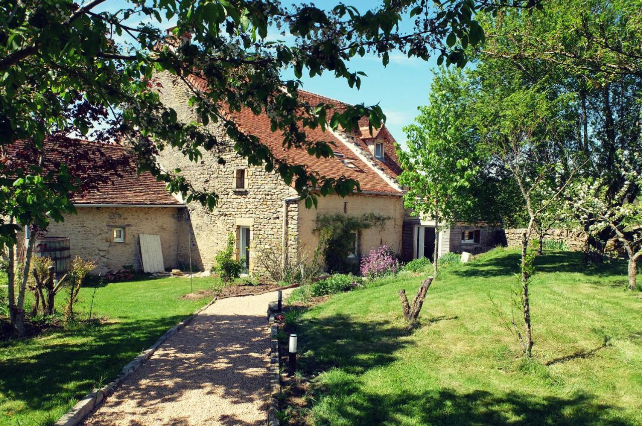Bed and Breakfast Le The Au Jardin Saint-Julien-de-Civry Exteriér fotografie