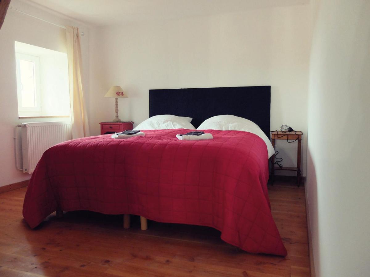 Bed and Breakfast Le The Au Jardin Saint-Julien-de-Civry Exteriér fotografie